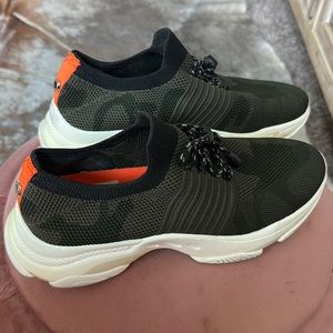 Steve Madden Camouflage tennis